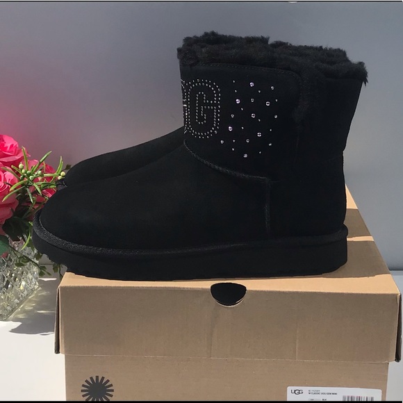 UGG Classic UGG Gem Mini Boots - Picture 5 of 9